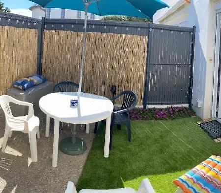 Studio Tregastel Plage A 20 Metres Exterior photo